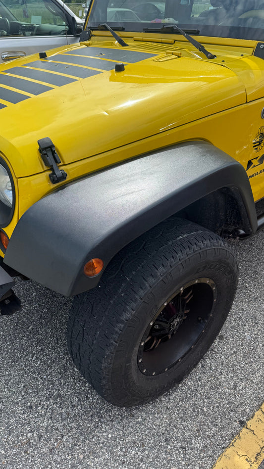Armor-Dillo TS1 Restored the Luster to this Jeep Fender